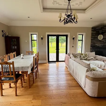 Corndulla House * Galway